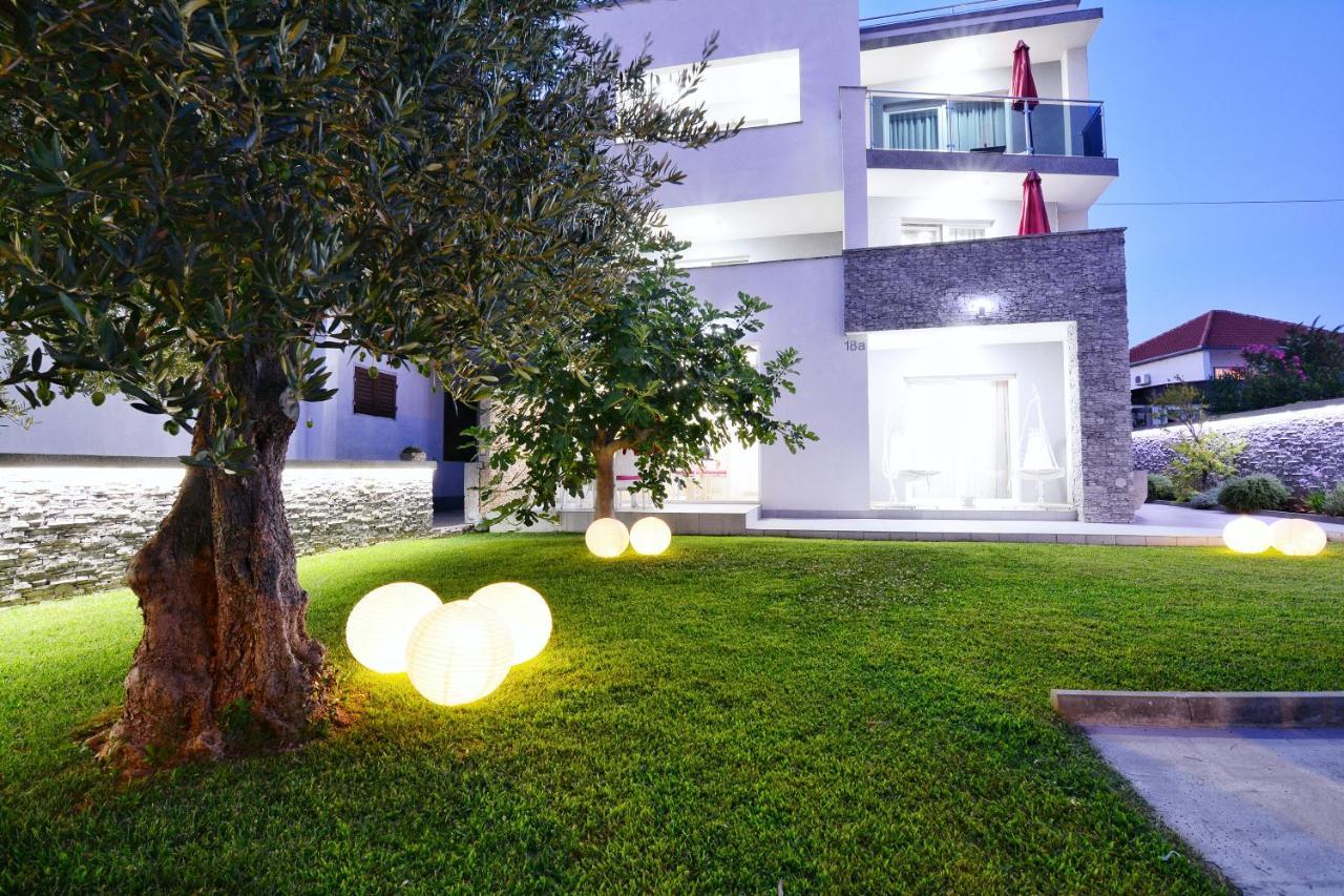 Apartments Maritea Vodice Exterior photo