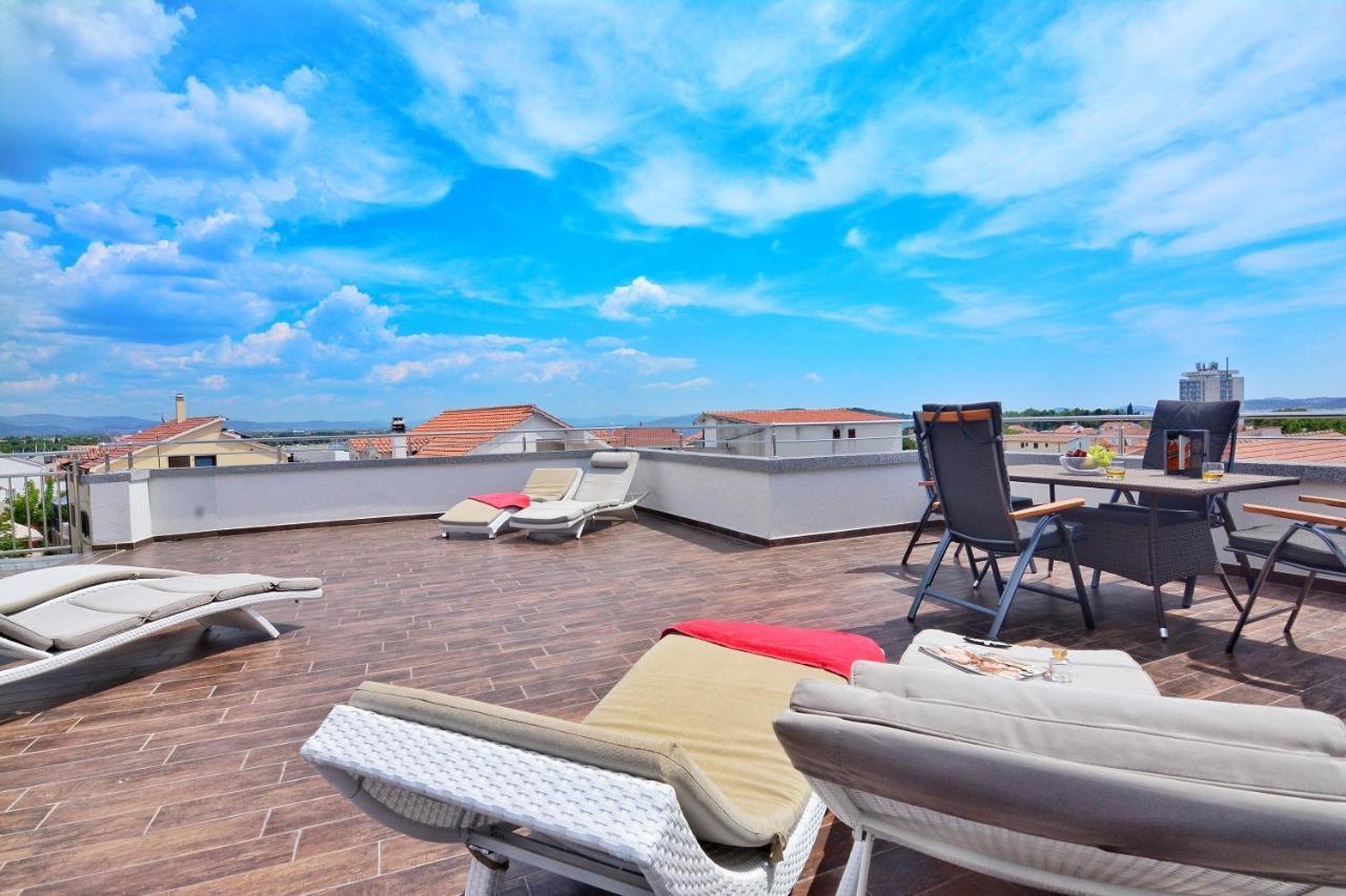 Apartments Maritea Vodice Exterior photo